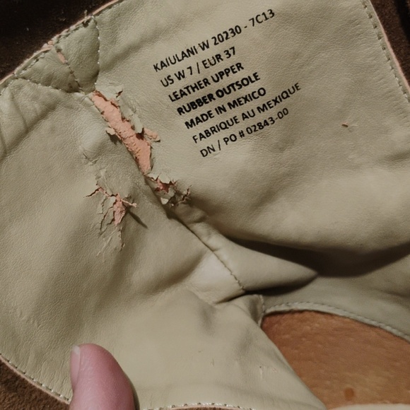 Olukai Kalulani Boot Seal Brown Mustang Distressed Boots Sz.7 Gently Worn - Picture 15 of 16